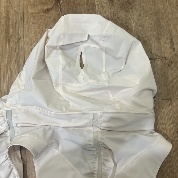 Lululemon running vest 6 - Picture 5 of 6